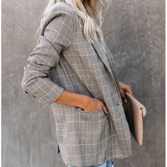 Last one! Plaid blazer - Picture 2 of 8